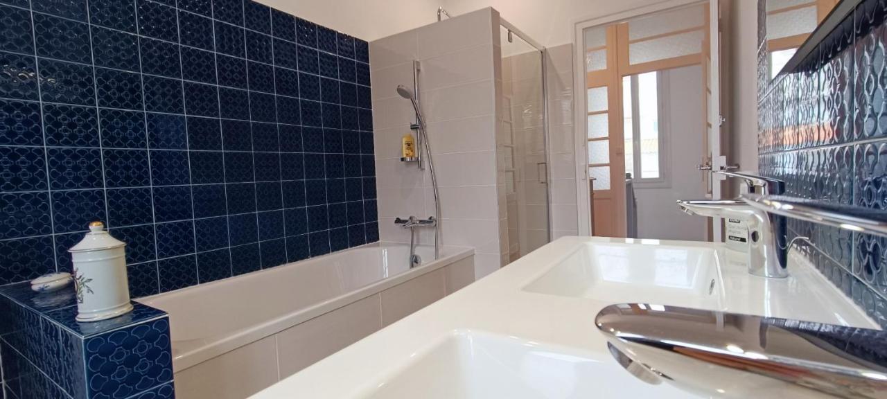 La Tribu -Maison Sablaise A 200M De La Grande Plage 莱萨布勒-多洛讷 外观 照片